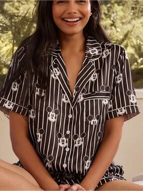 Forever x DISNEY Mickey Mouse Black & White Satin Short Pajama Set